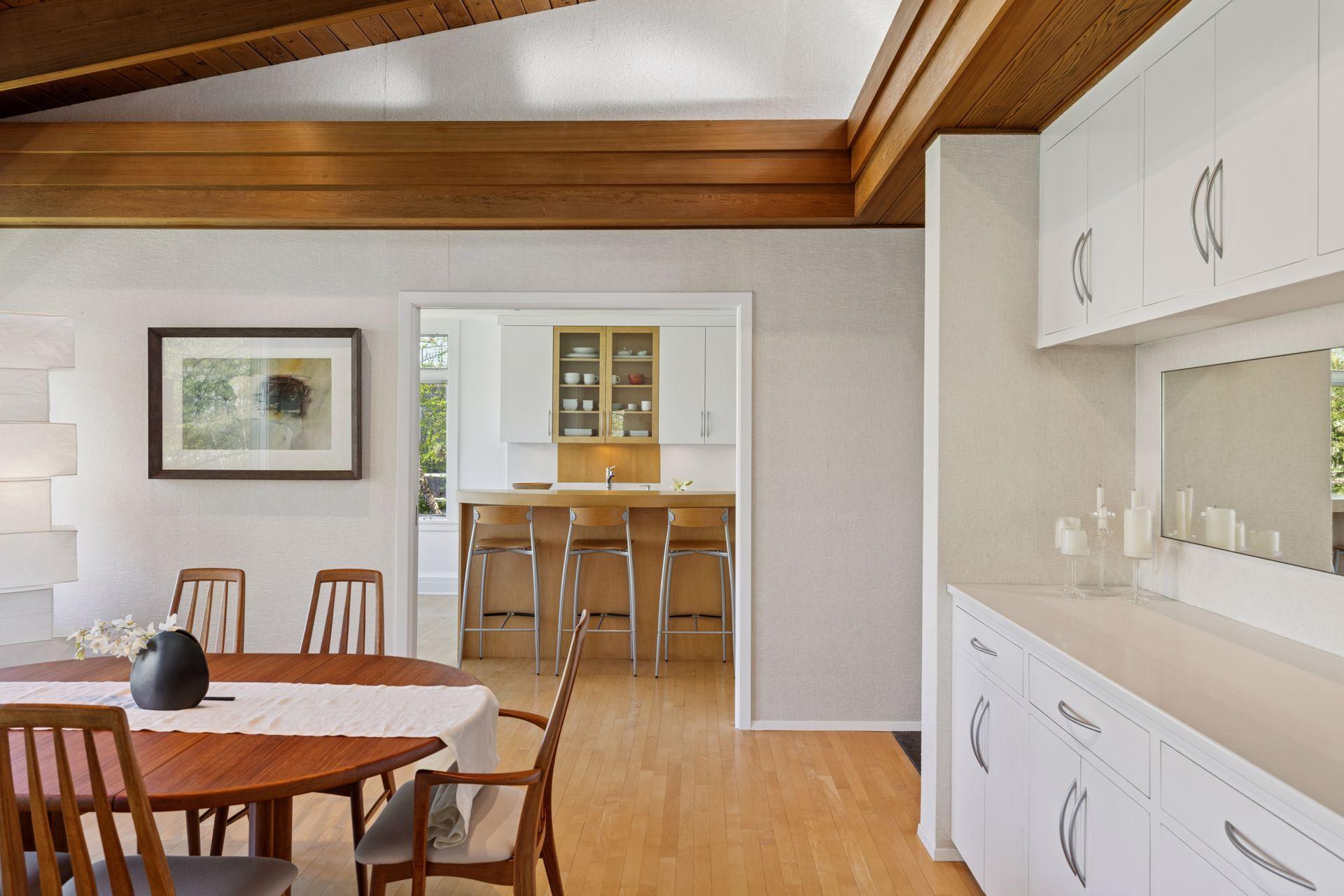 4801 E Sunnyslope Road