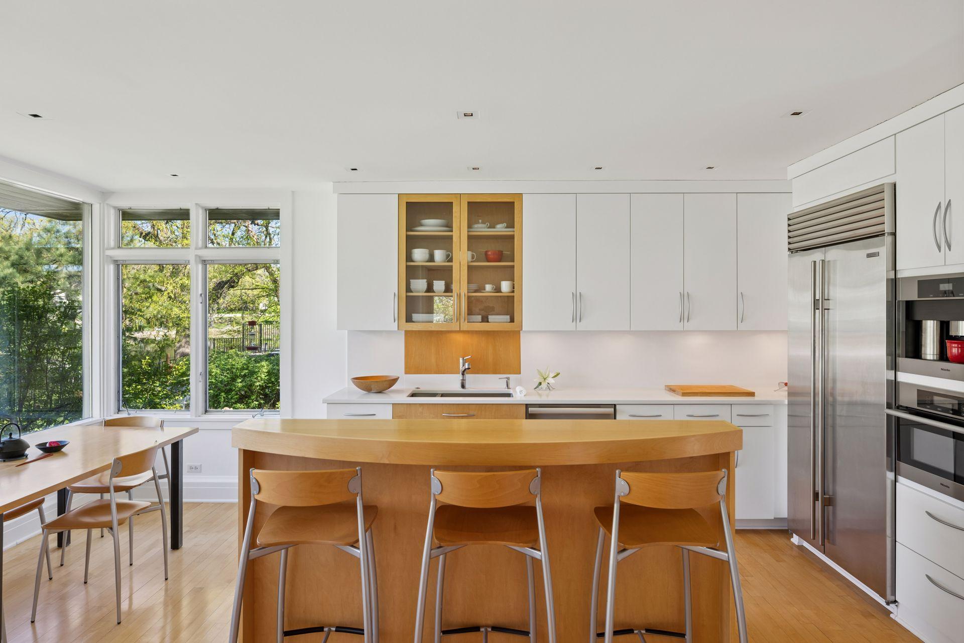 4801 E Sunnyslope Road