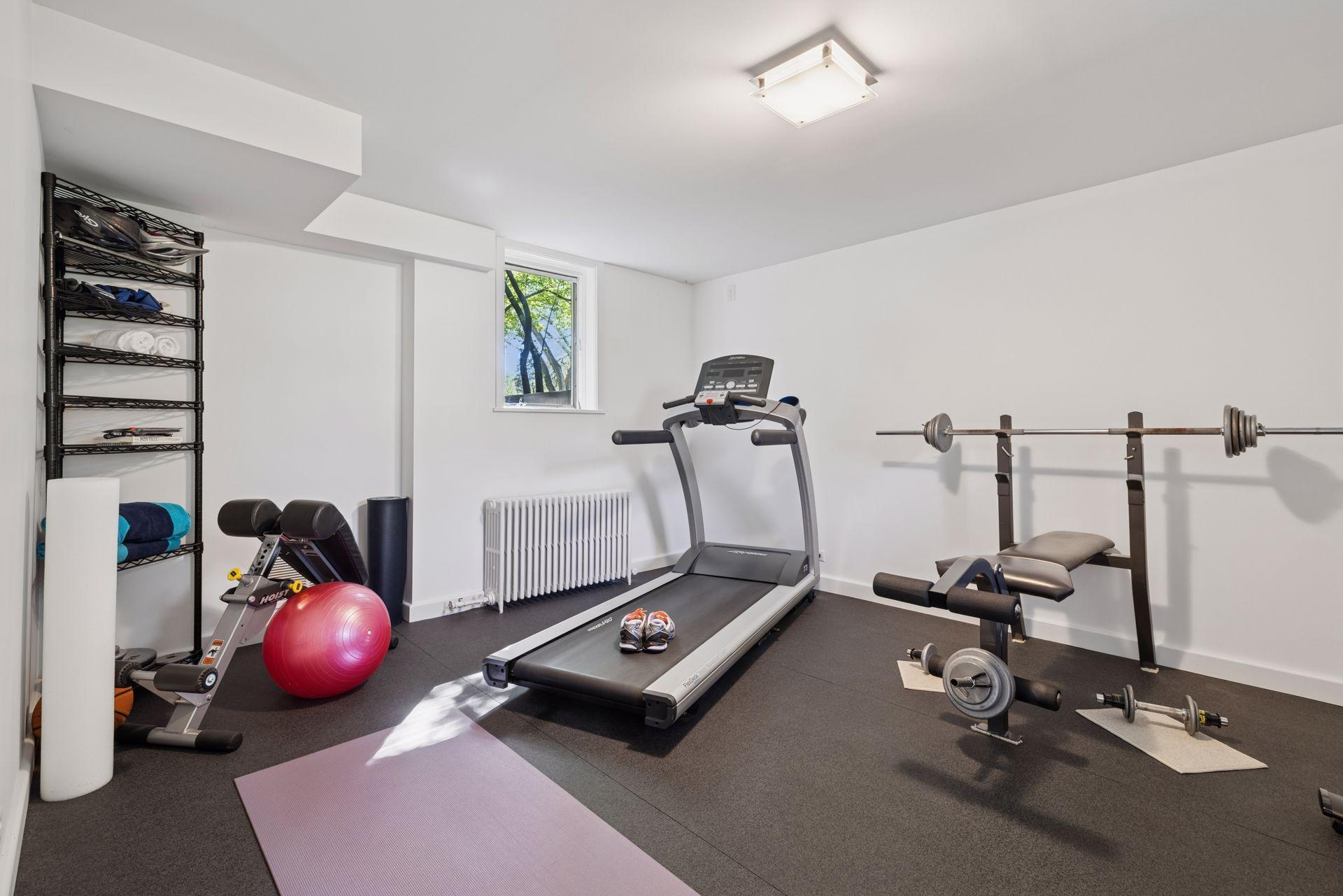 4801 E Sunnyslope Road