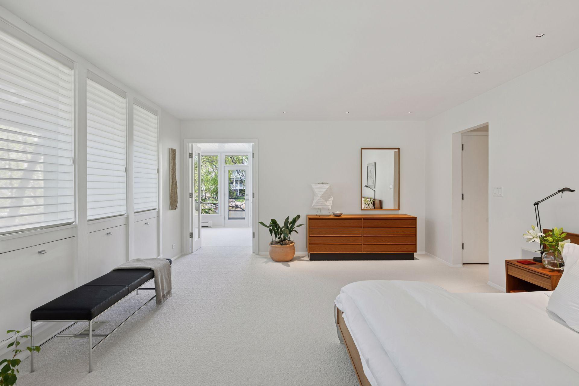 4801 E Sunnyslope Road