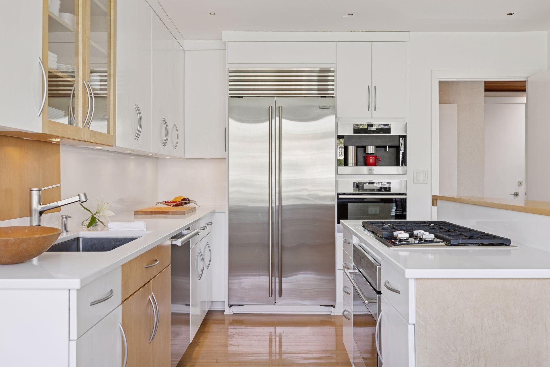 4801 E Sunnyslope Road