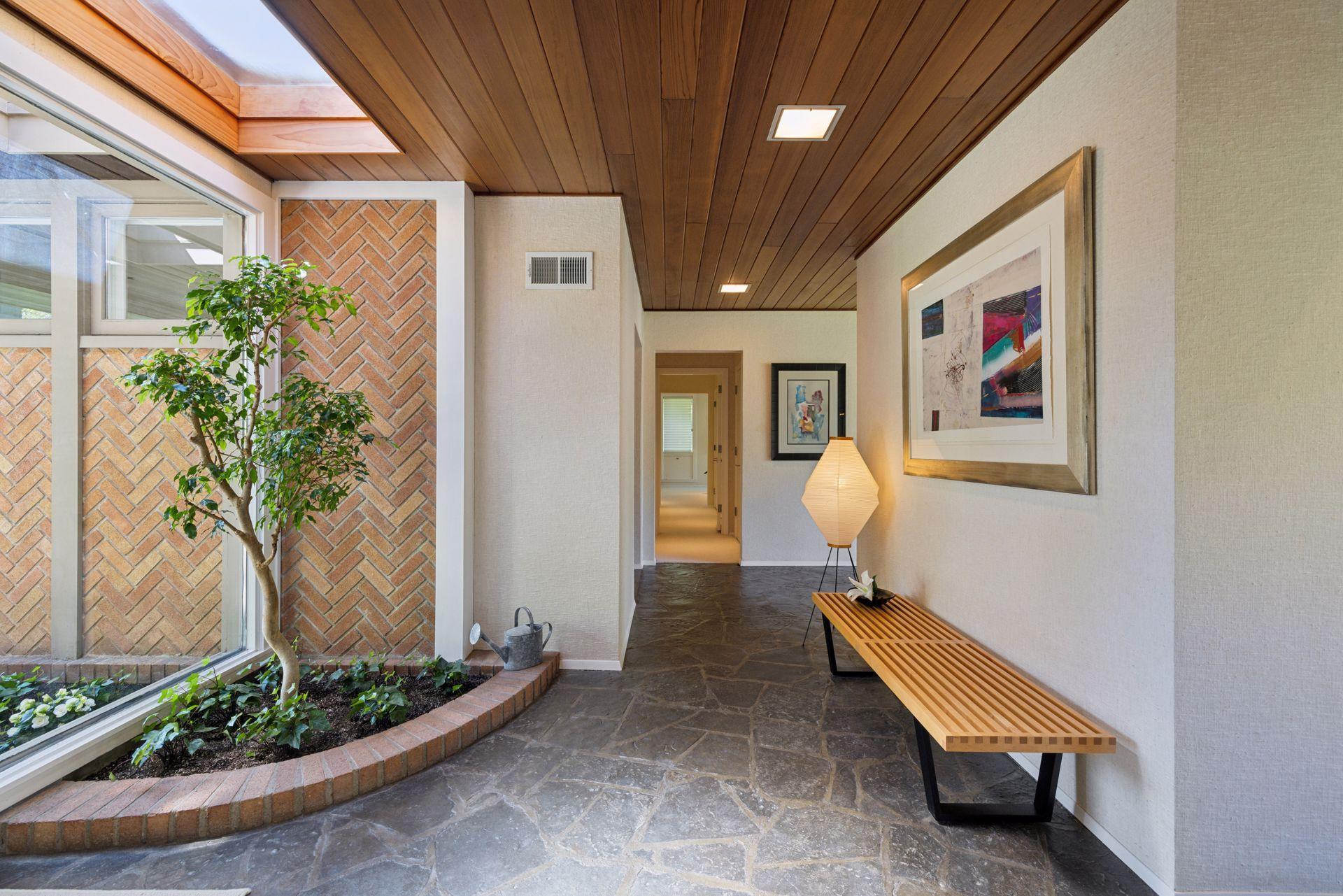 4801 E Sunnyslope Road