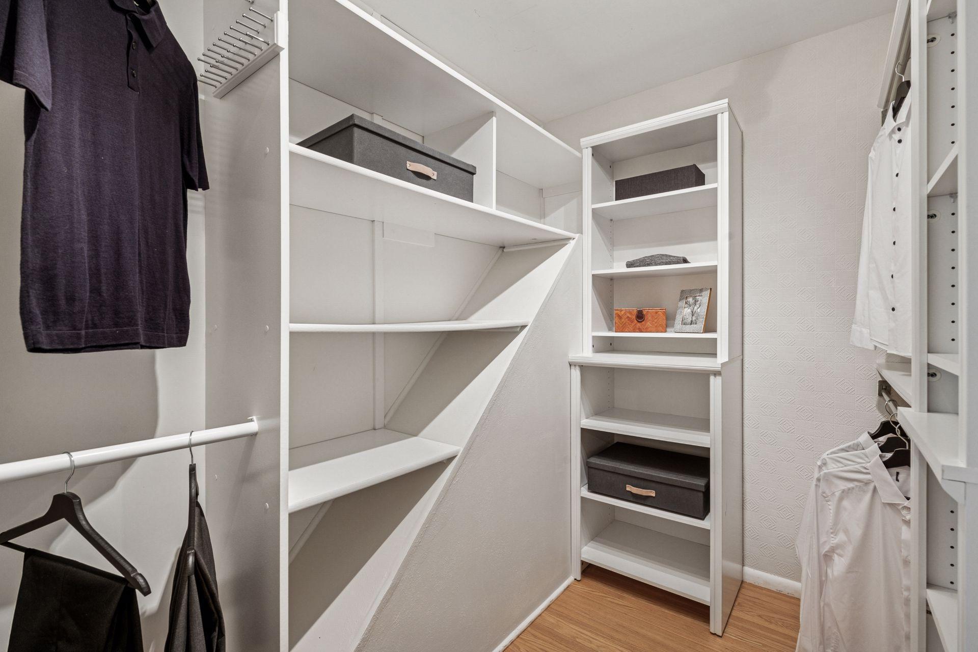 7017 Lee Valley Circle