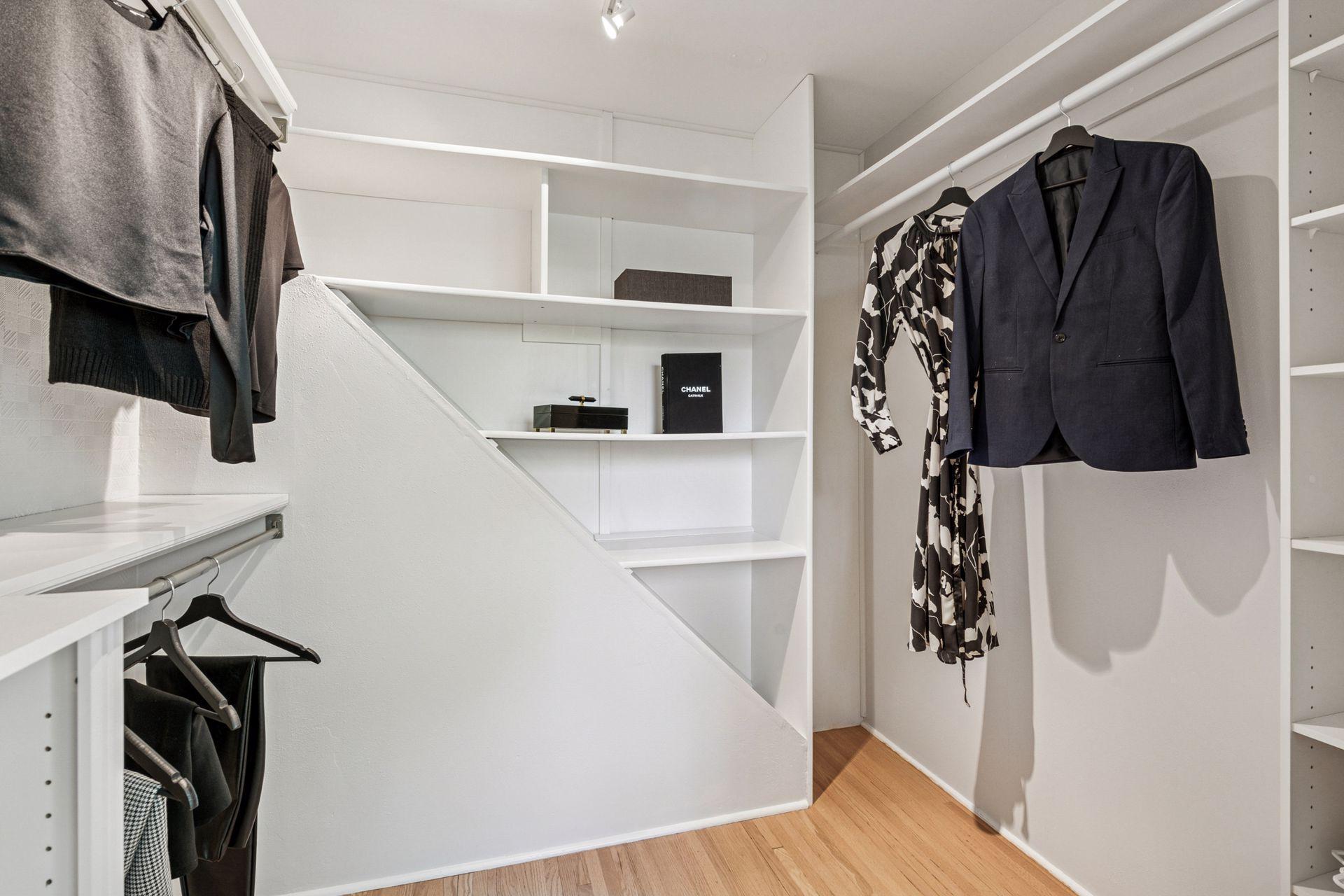 7017 Lee Valley Circle