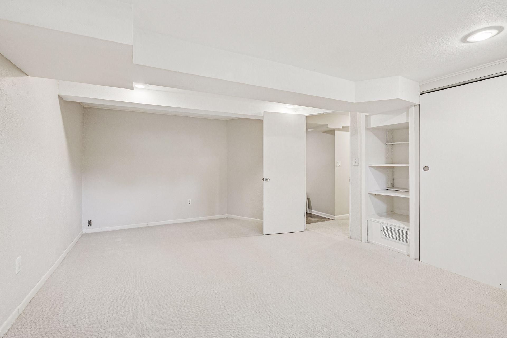 7017 Lee Valley Circle