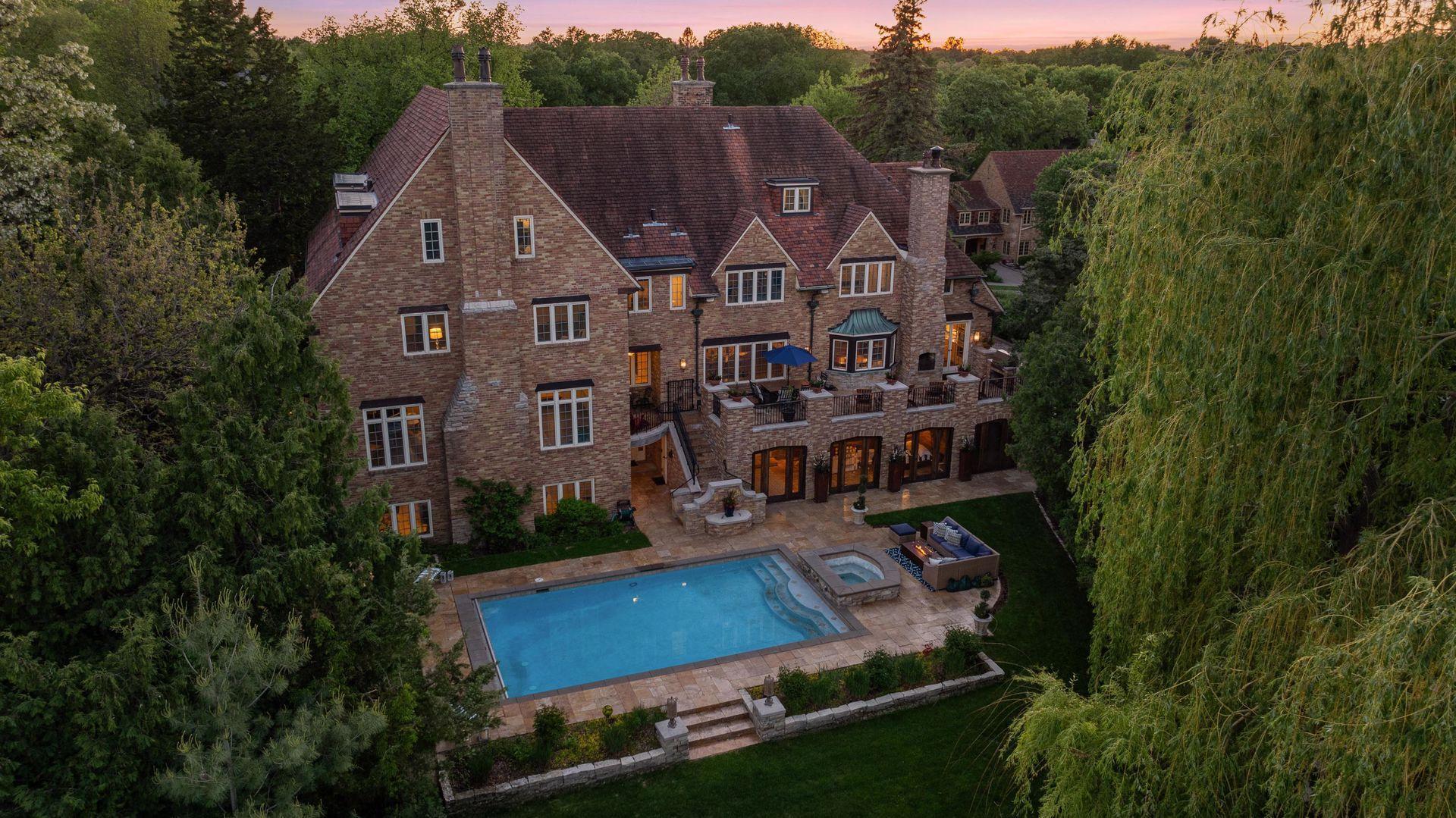 4807 Sheridan Avenue S