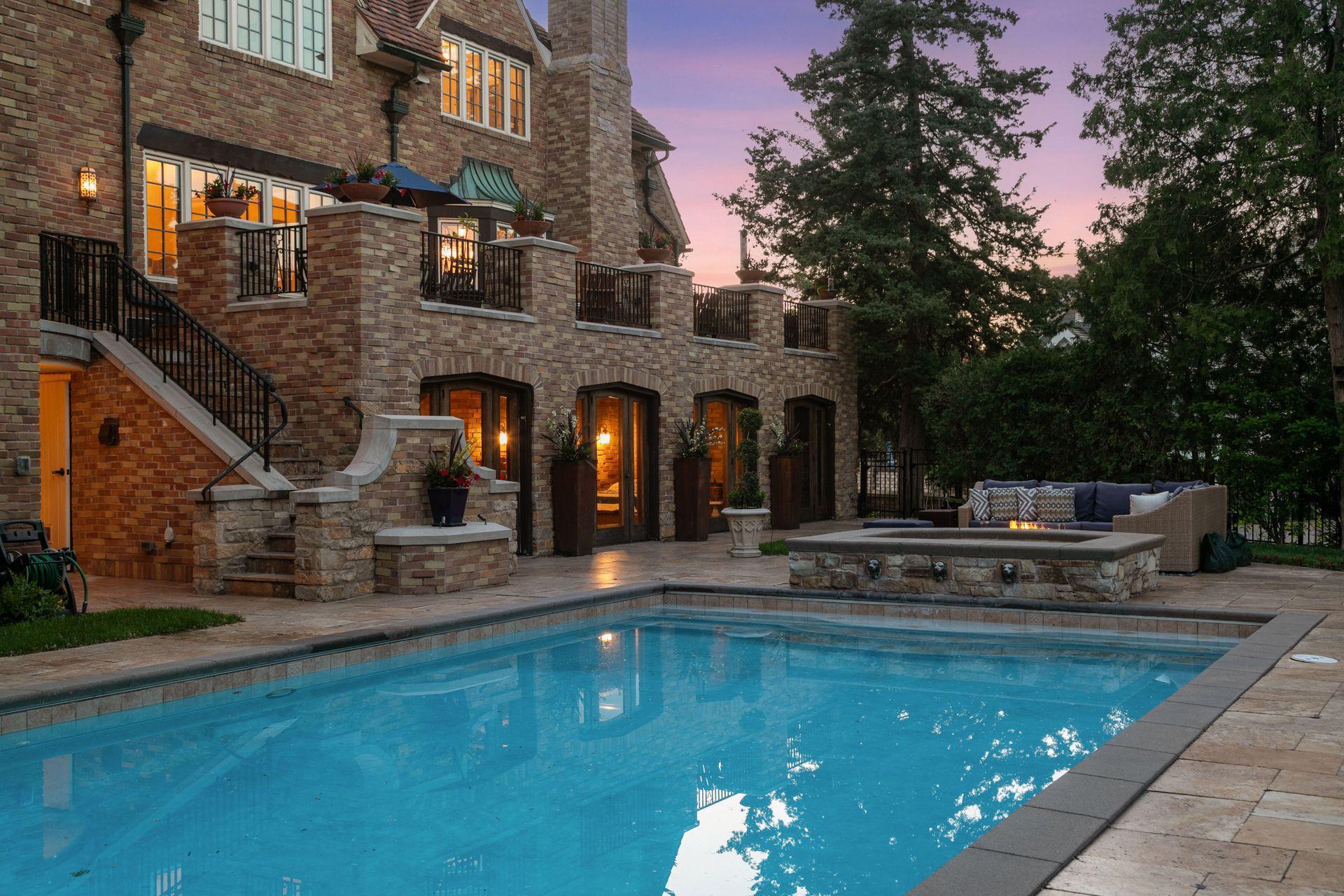 4807 Sheridan Avenue S