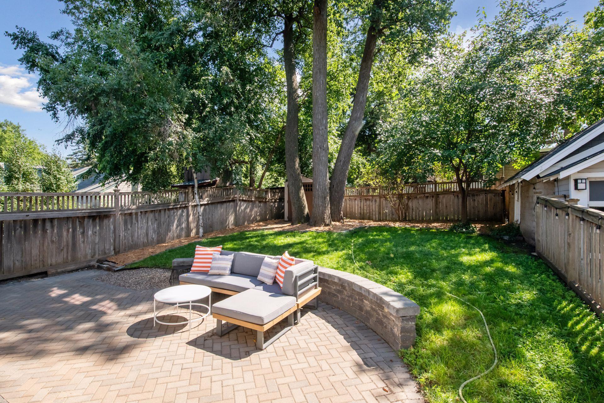 2921 W 40th Street