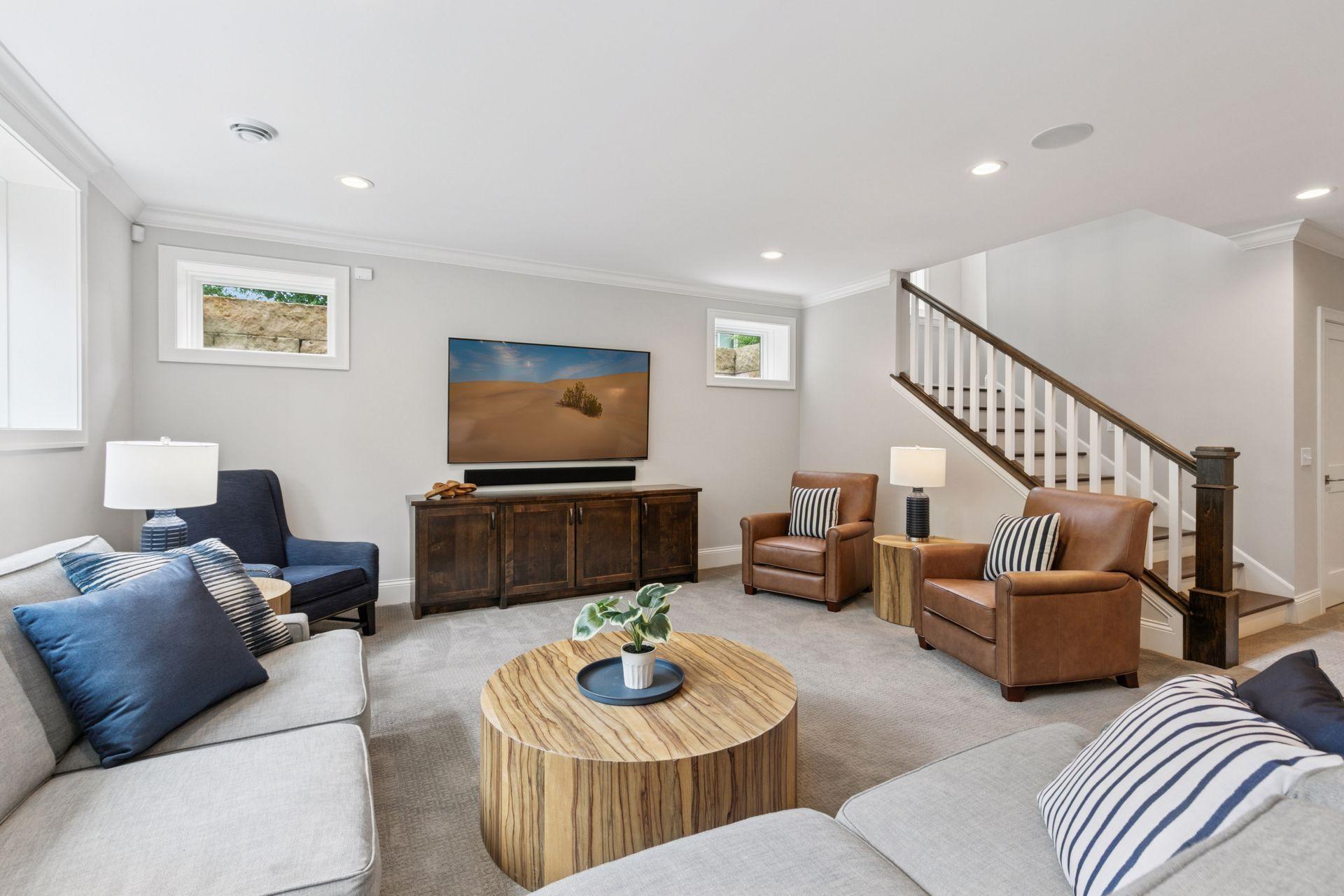 6219 Westridge Boulevard