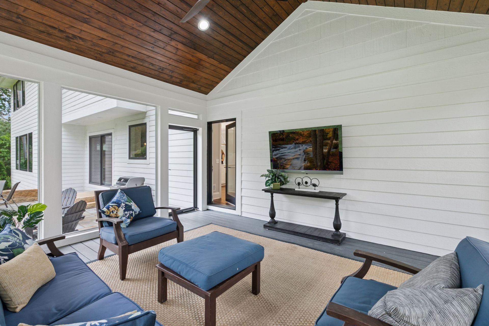 6219 Westridge Boulevard