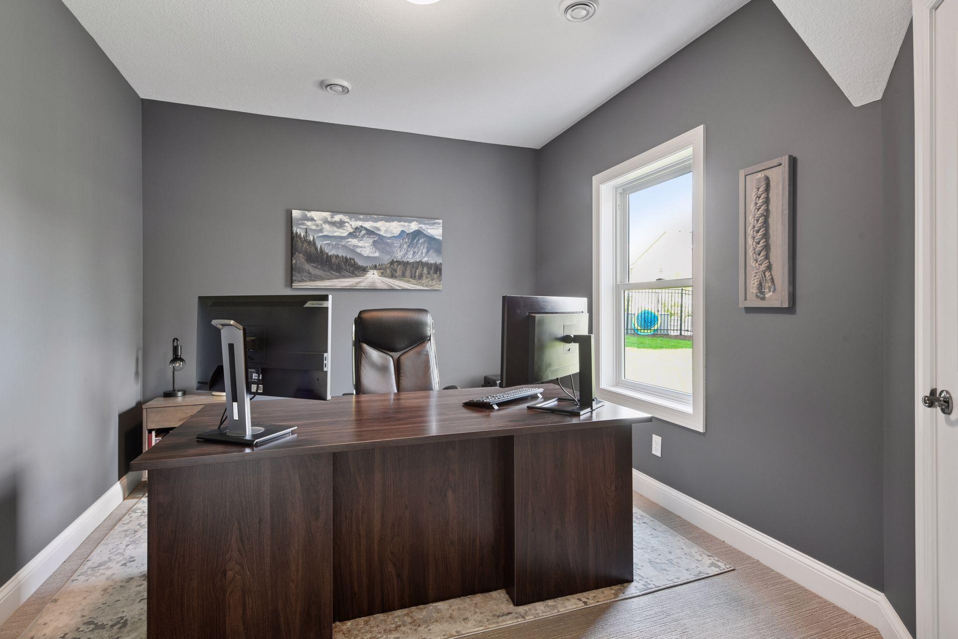 9082 Lakeside Drive