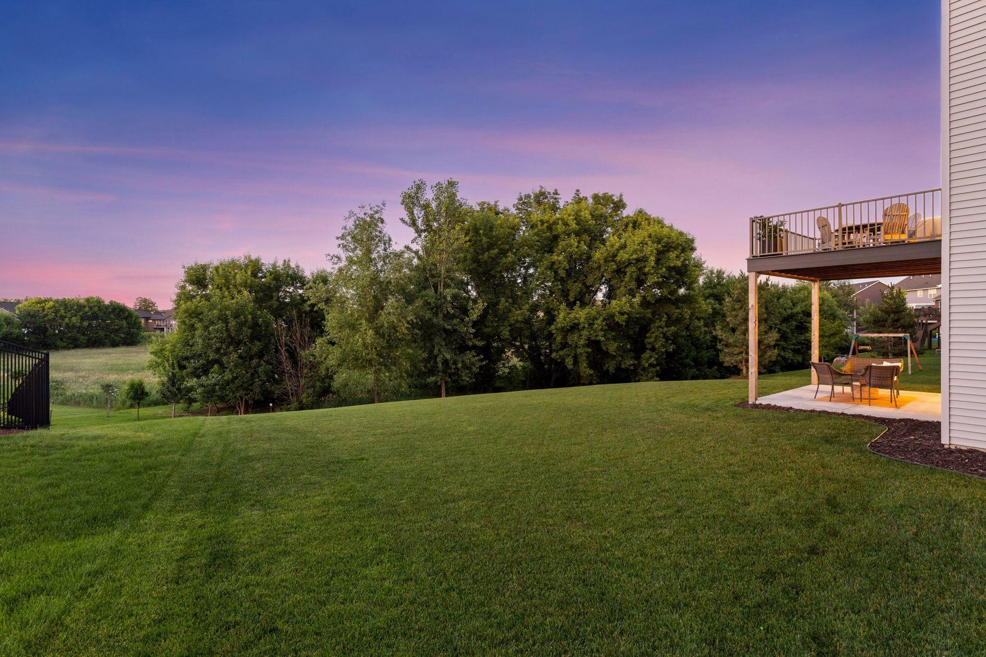 9082 Lakeside Drive