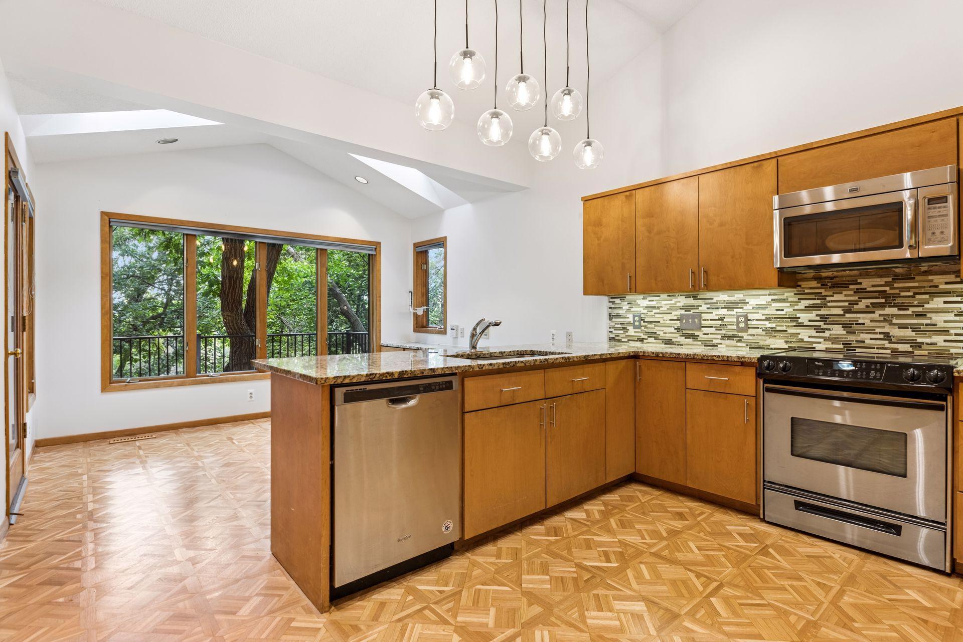 8048 Telegraph Road