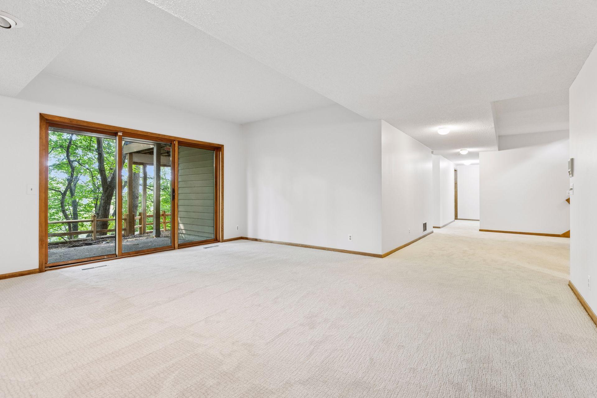 8048 Telegraph Road