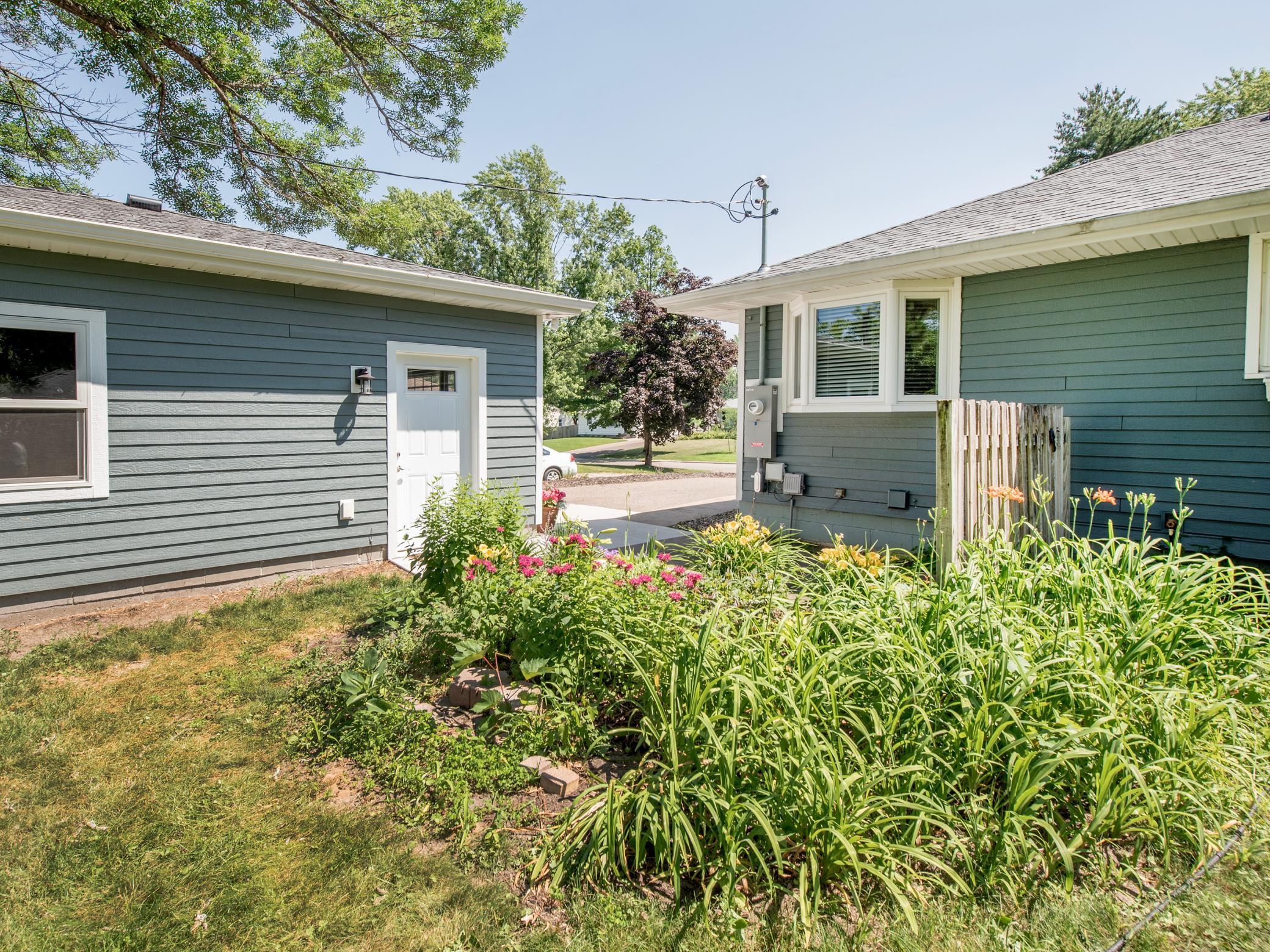 1663 Lois Drive