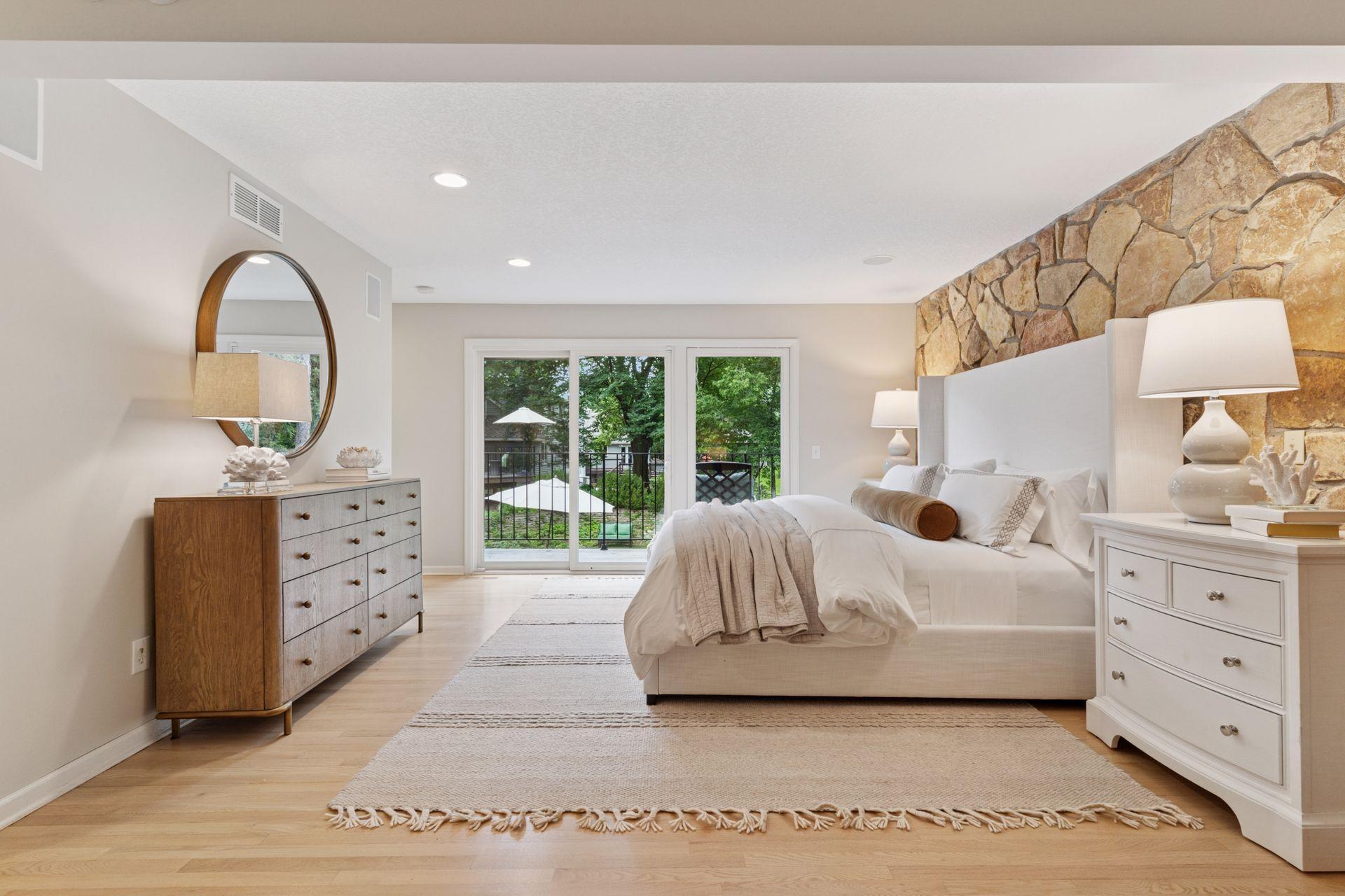 341 Westwood Drive N