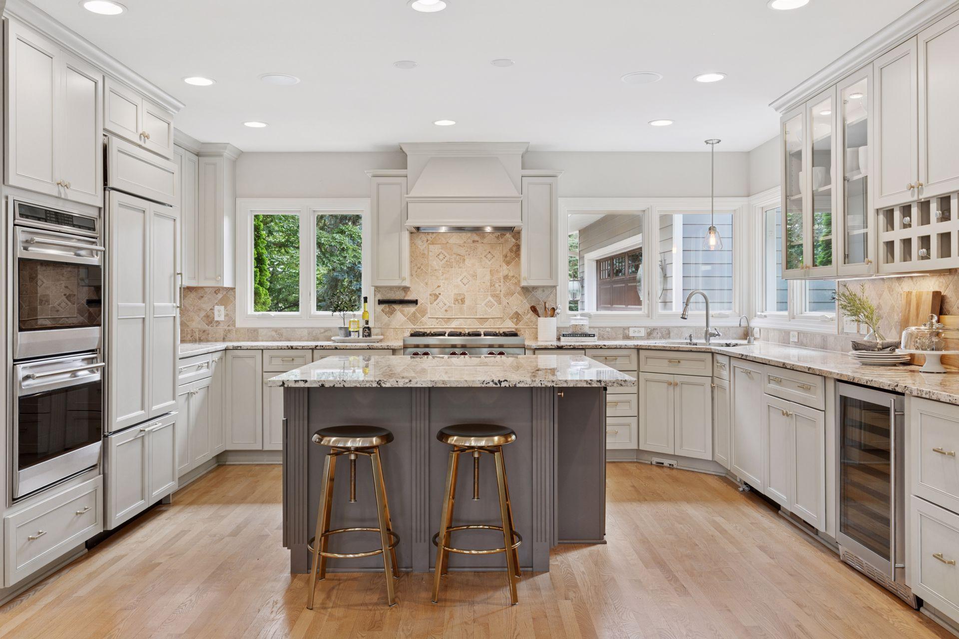 341 Westwood Drive N