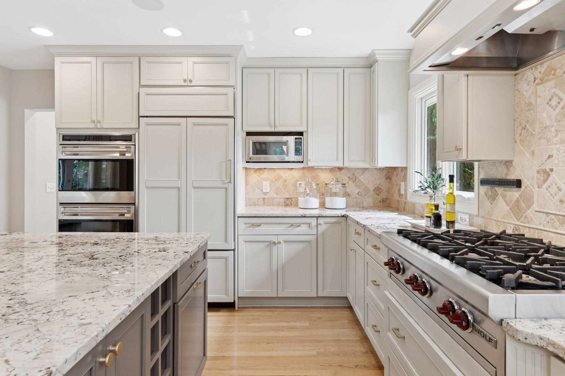 341 Westwood Drive N