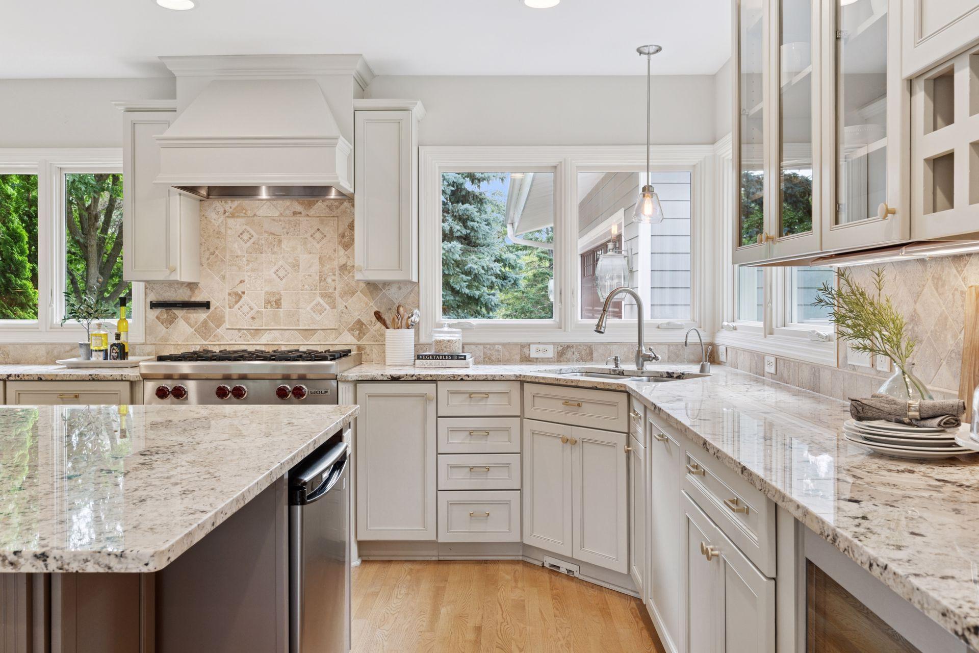 341 Westwood Drive N