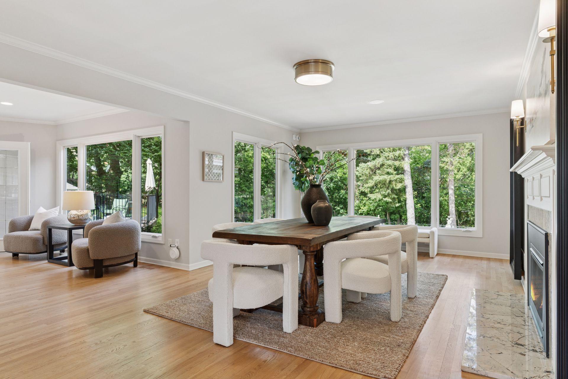 341 Westwood Drive N