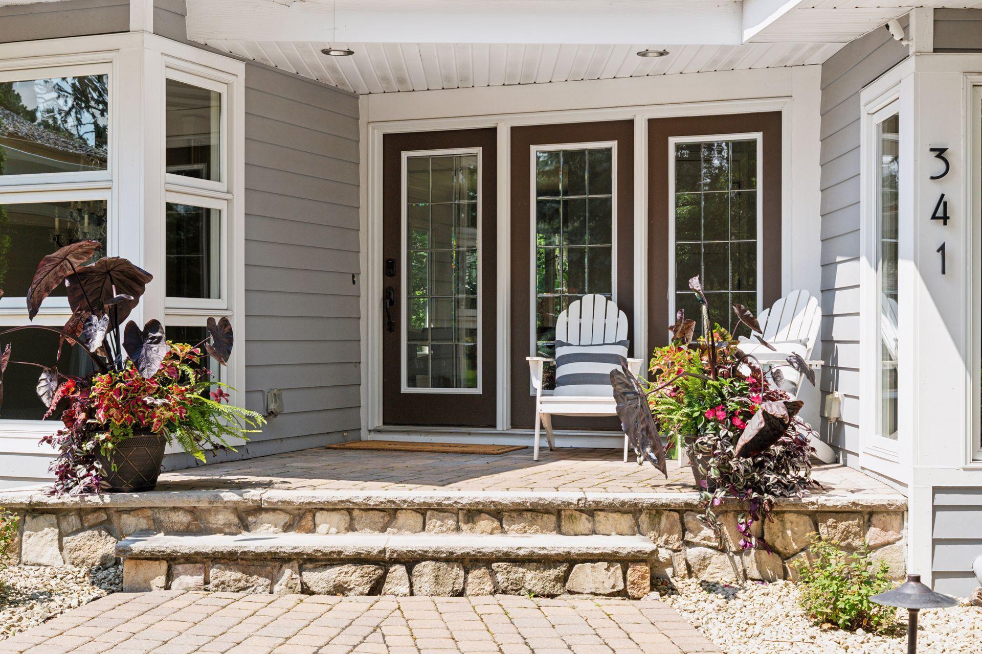 341 Westwood Drive N