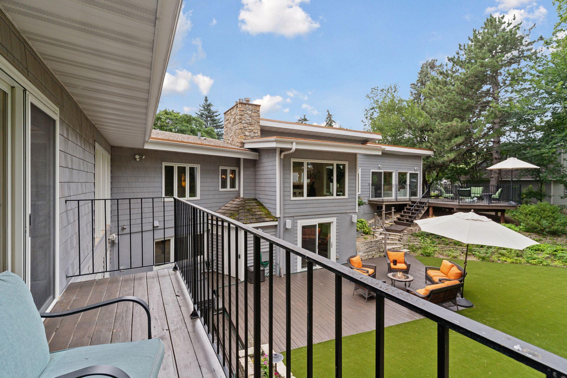 341 Westwood Drive N