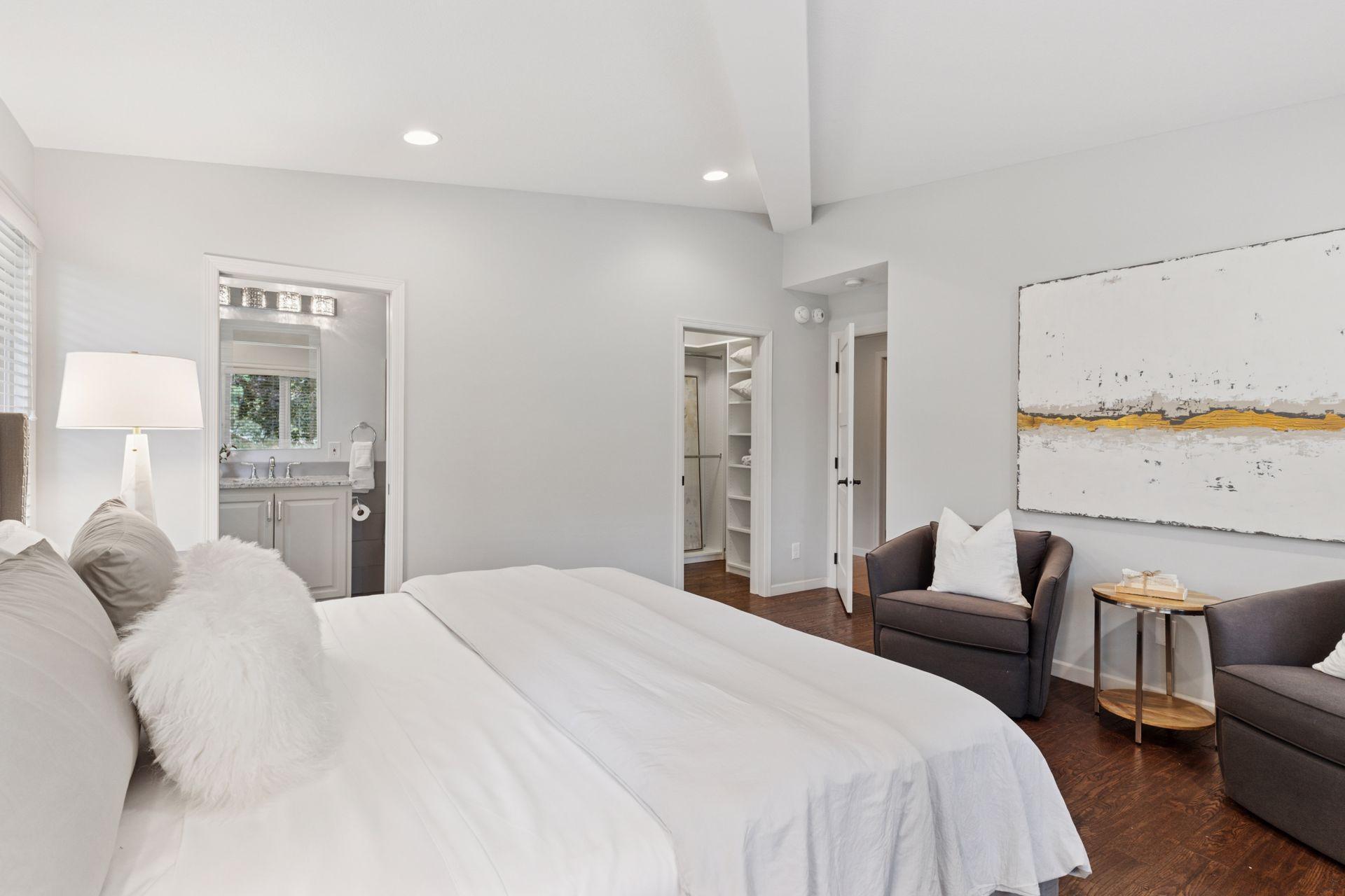 341 Westwood Drive N