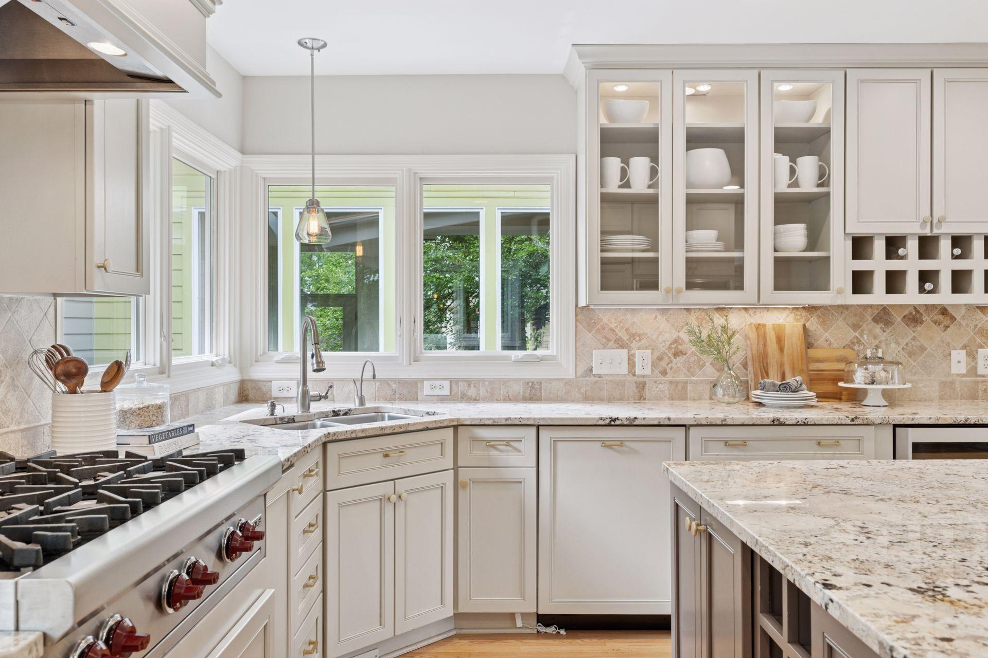 341 Westwood Drive N