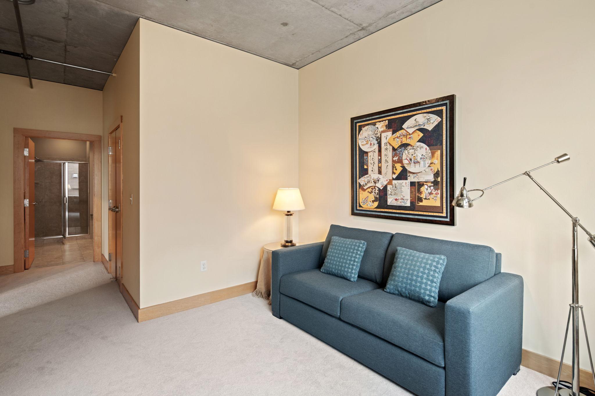 150 2nd Street NE Unit: B513