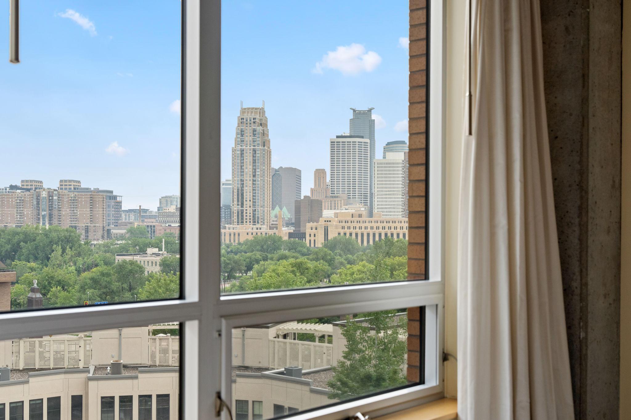 150 2nd Street NE Unit: B513