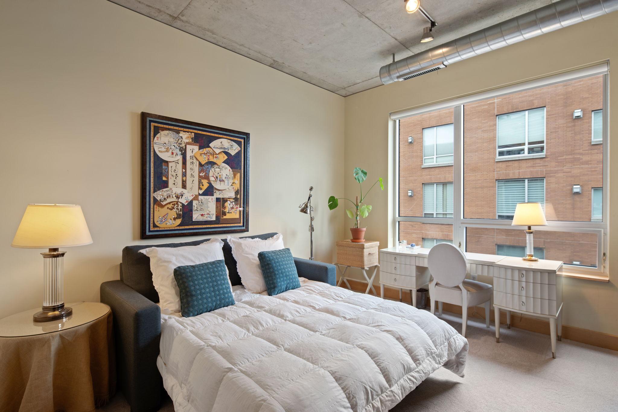 150 2nd Street NE Unit: B513
