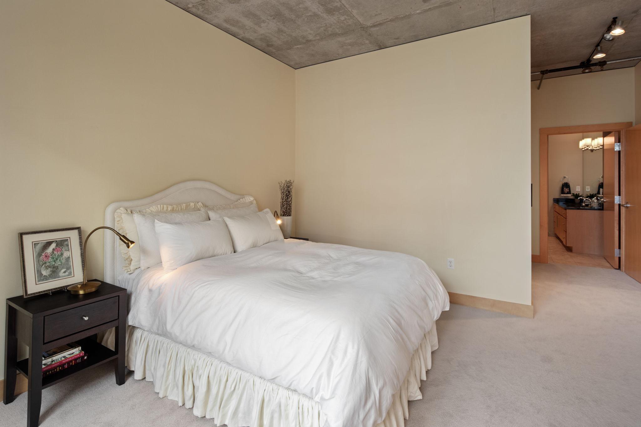 150 2nd Street NE Unit: B513