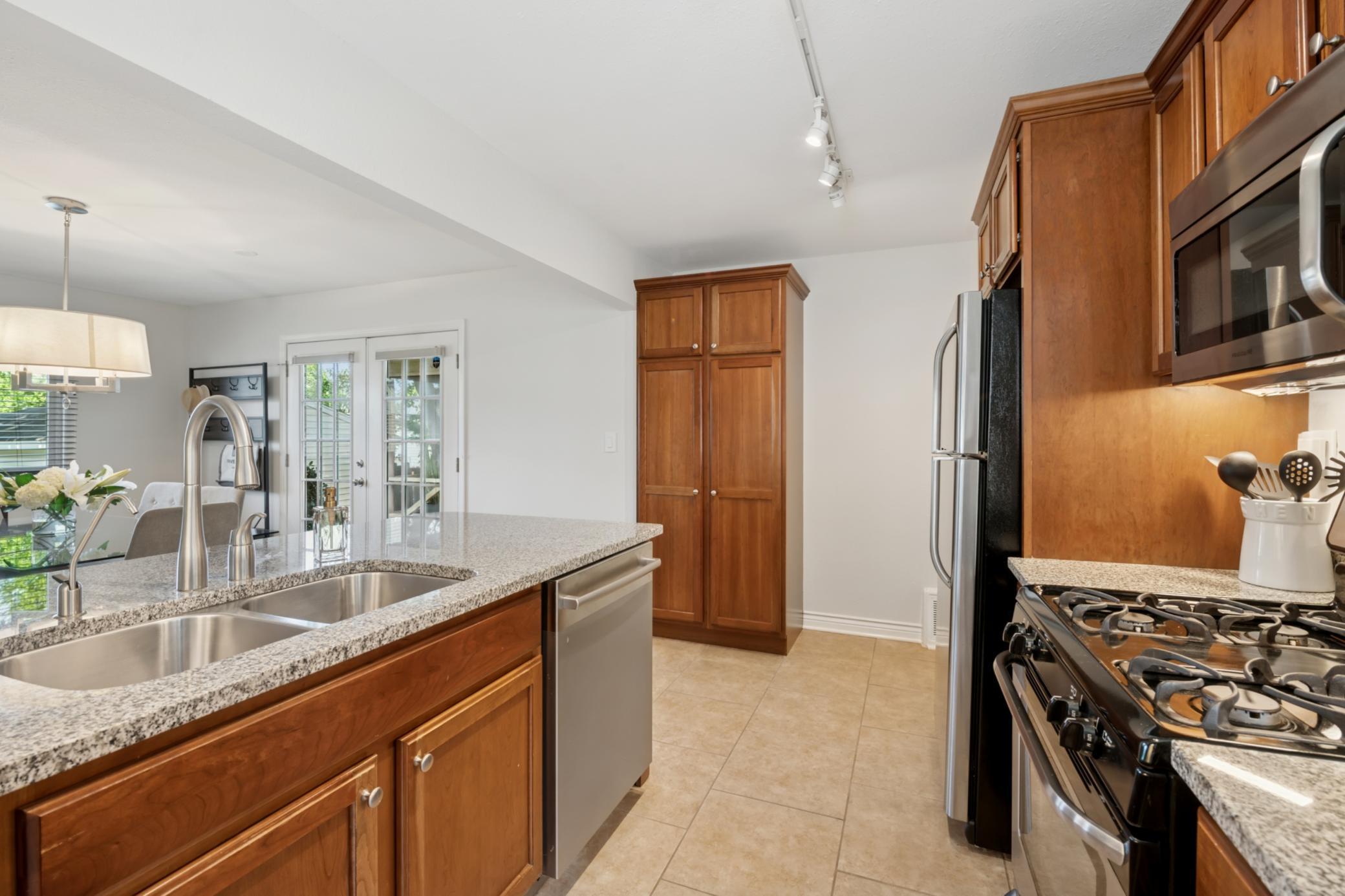 4920 Abbott Avenue S