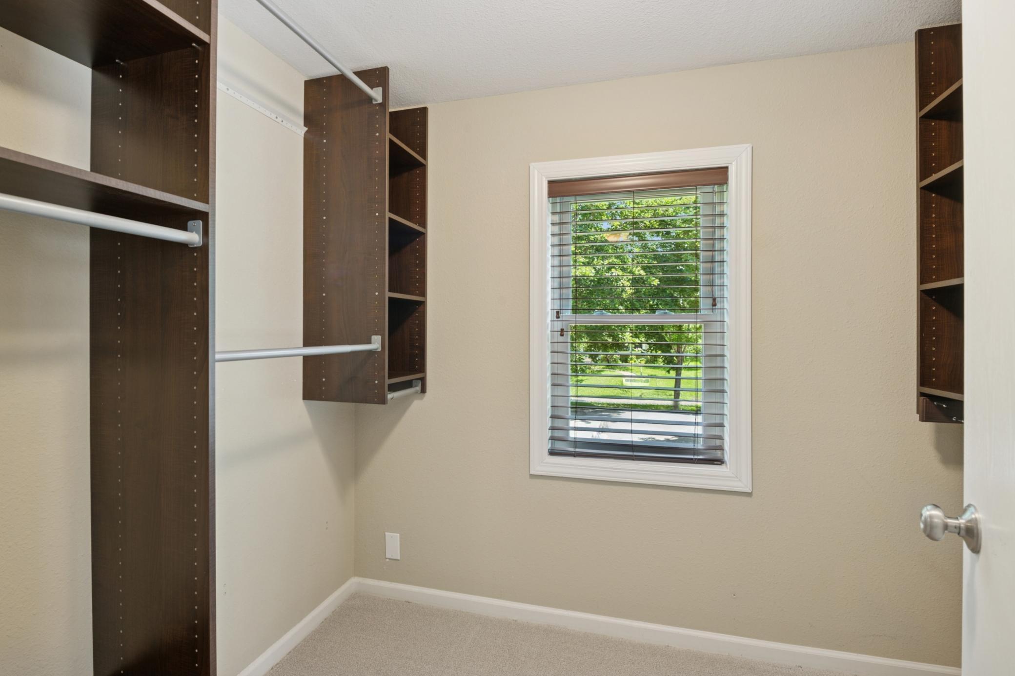 4920 Abbott Avenue S