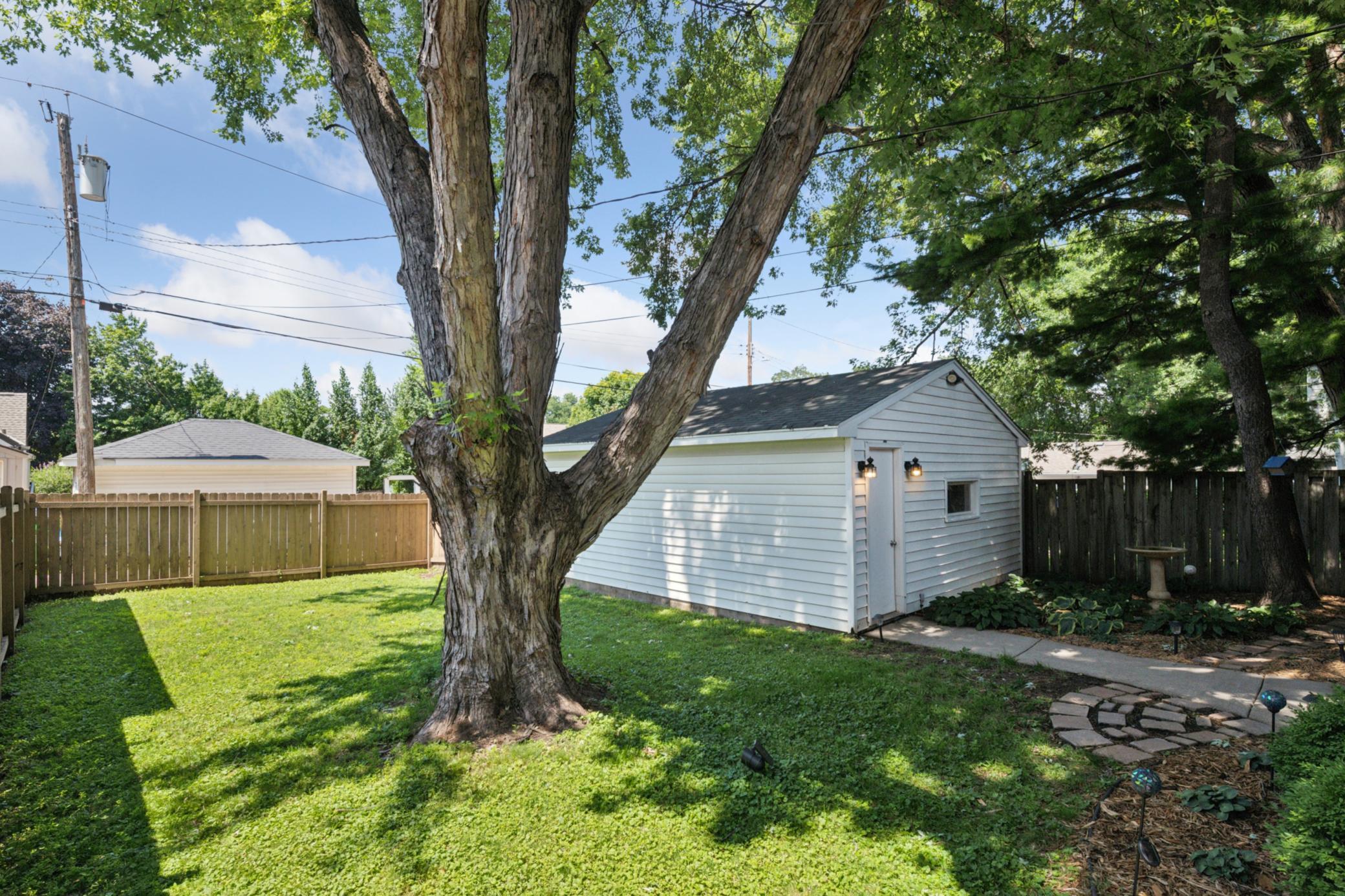 4920 Abbott Avenue S