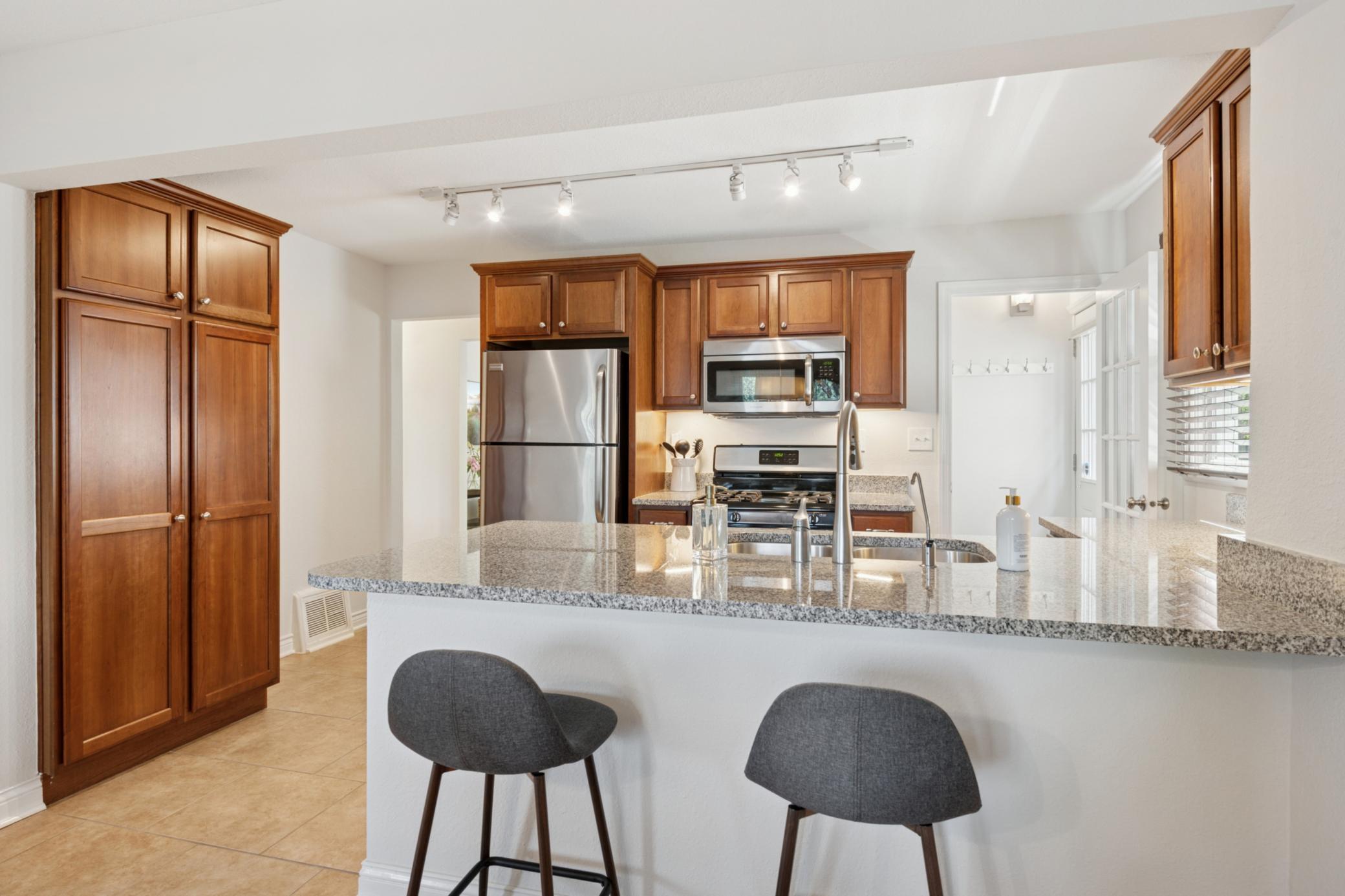 4920 Abbott Avenue S