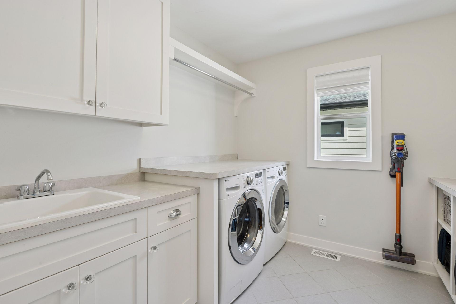 5612 Zenith Avenue S