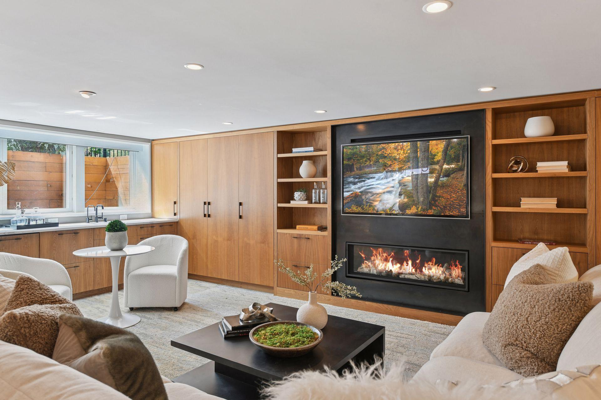 3933 Zenith Avenue S