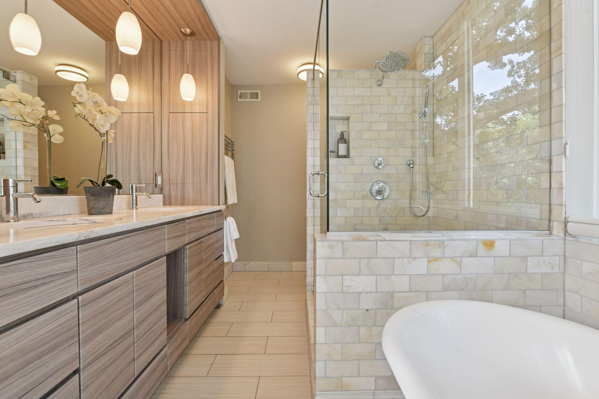 3933 Zenith Avenue S