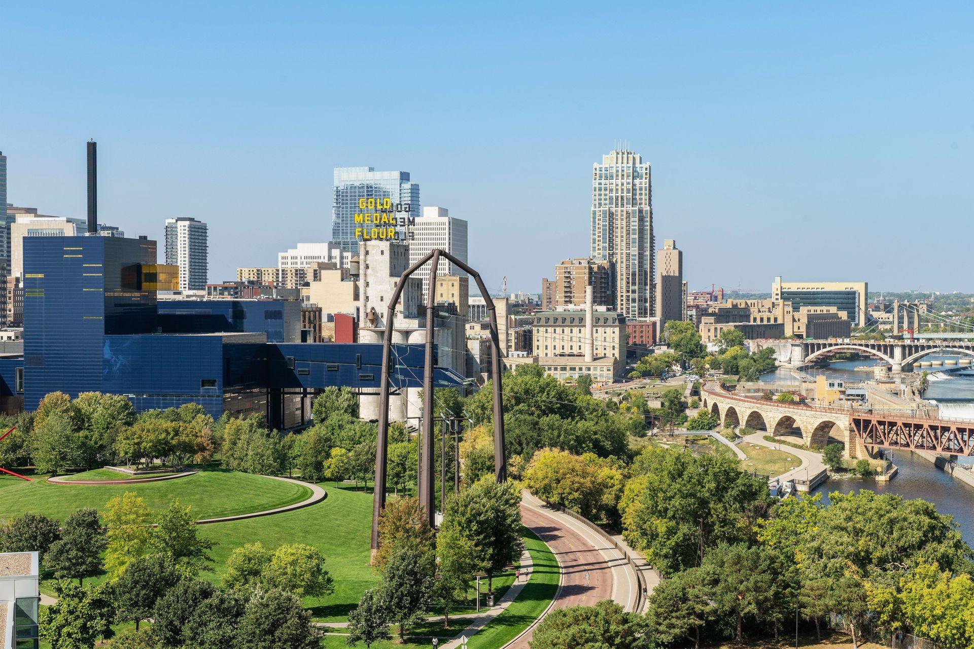 1111 W River Parkway Unit: 11D