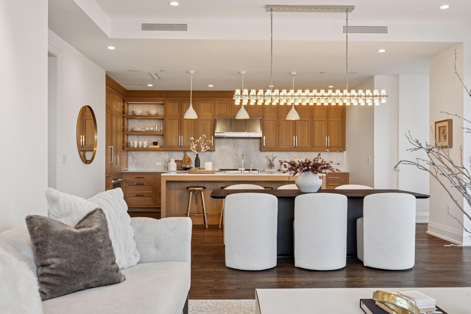 1111 W River Parkway Unit: 11D