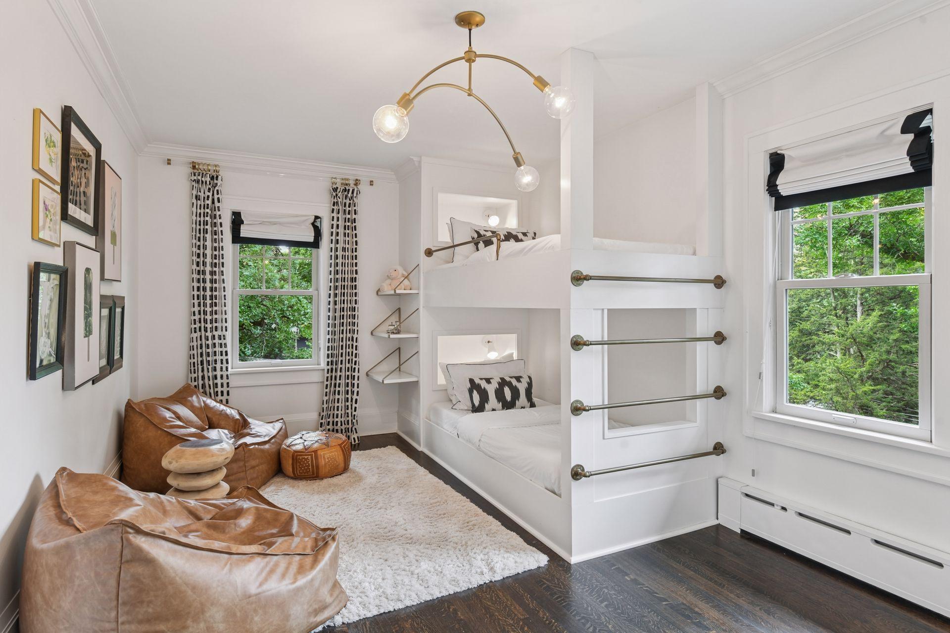 4750 Girard Avenue S