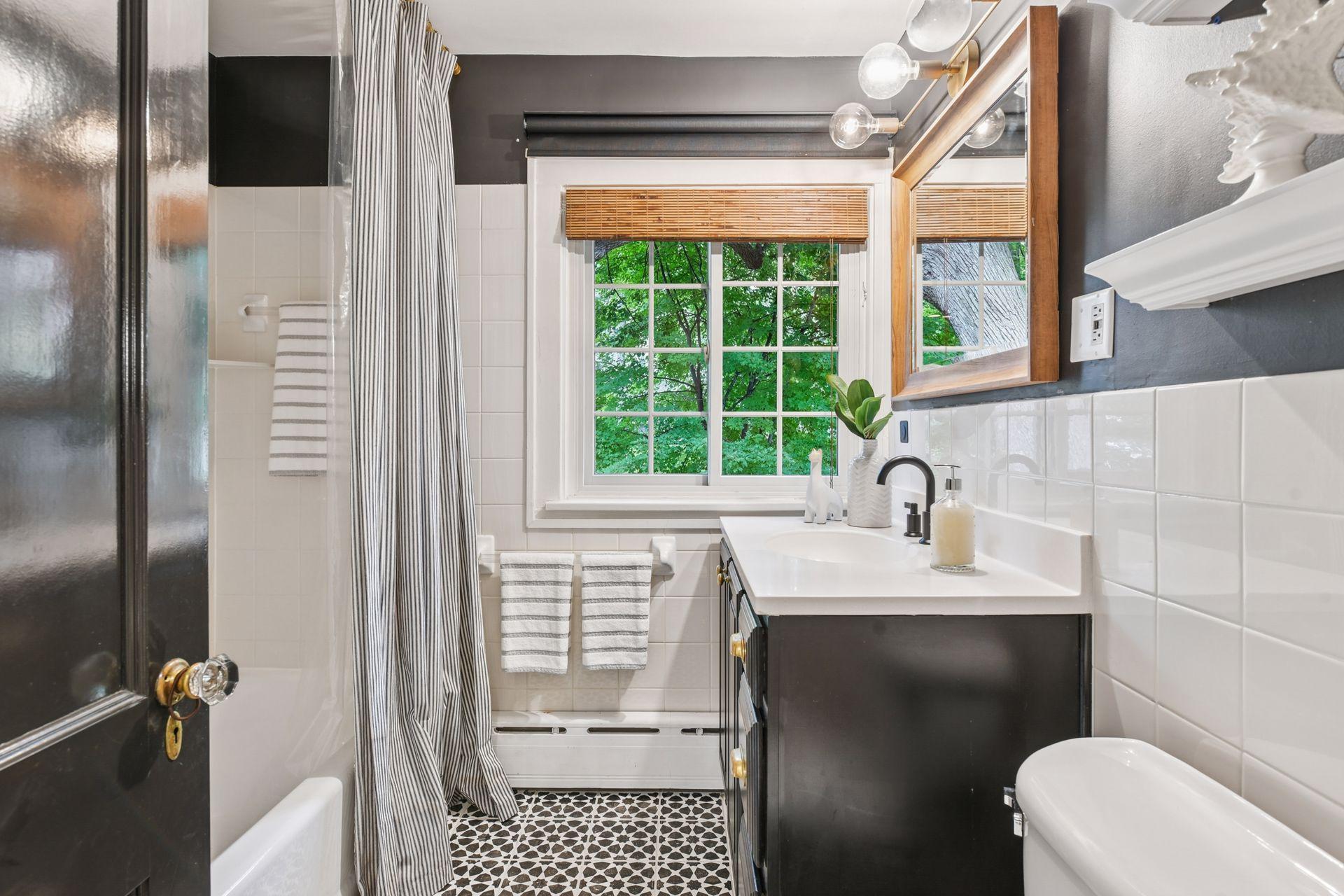 4750 Girard Avenue S