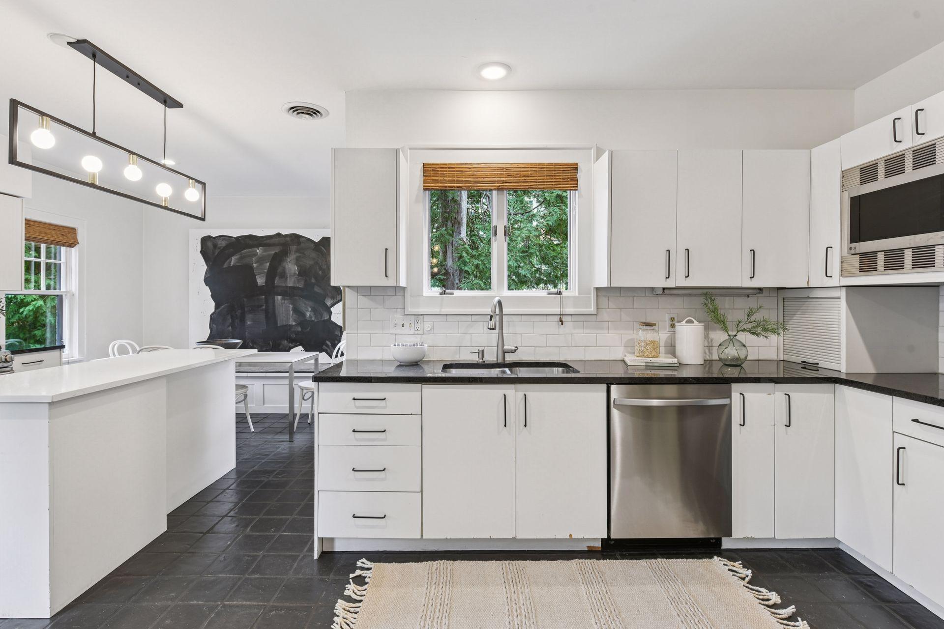 4750 Girard Avenue S