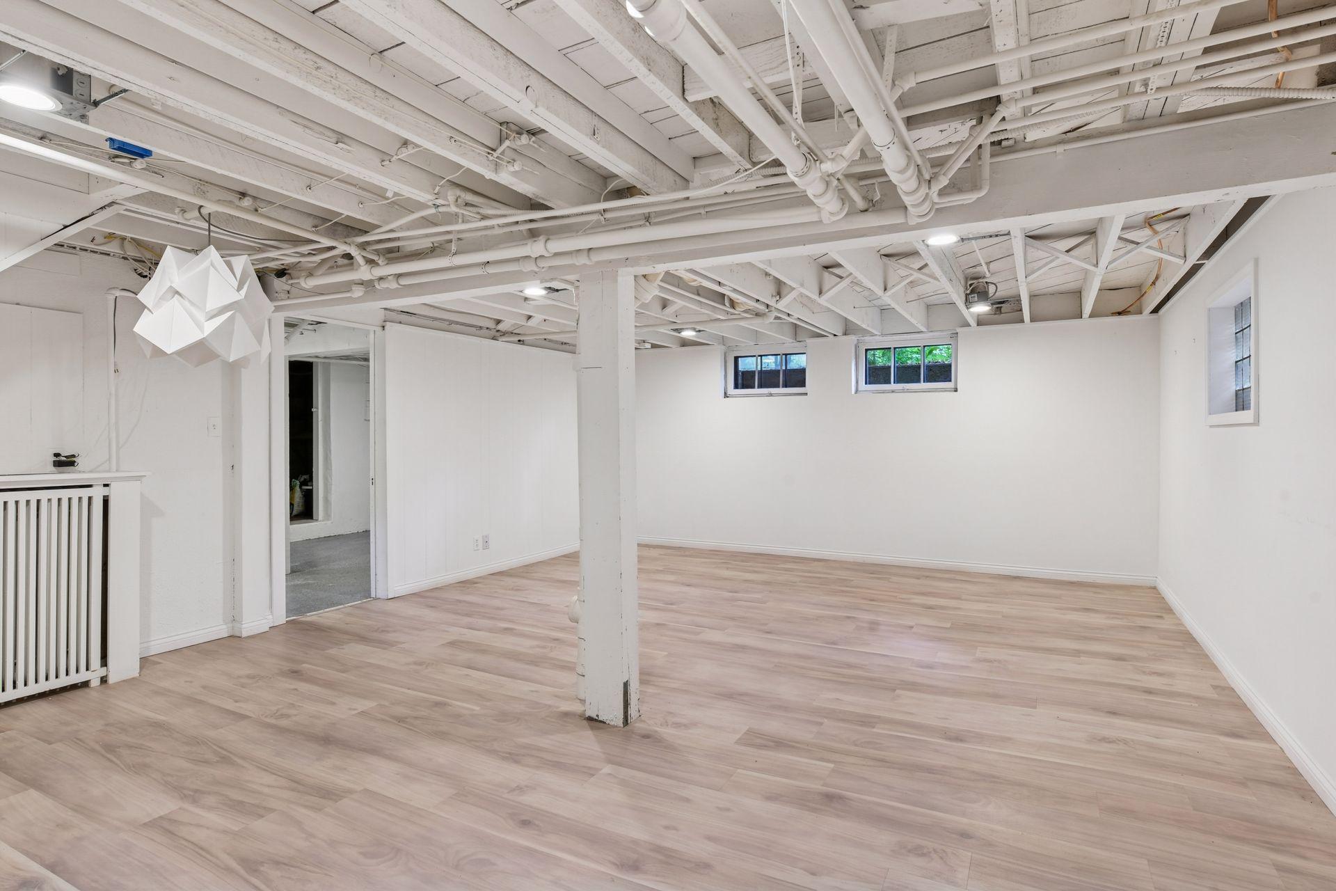 4750 Girard Avenue S