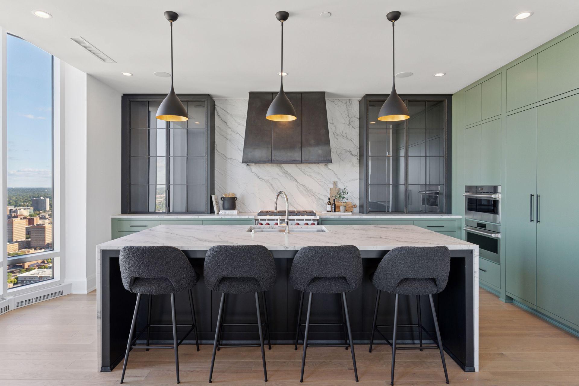 1111 W River Parkway Unit: 35C