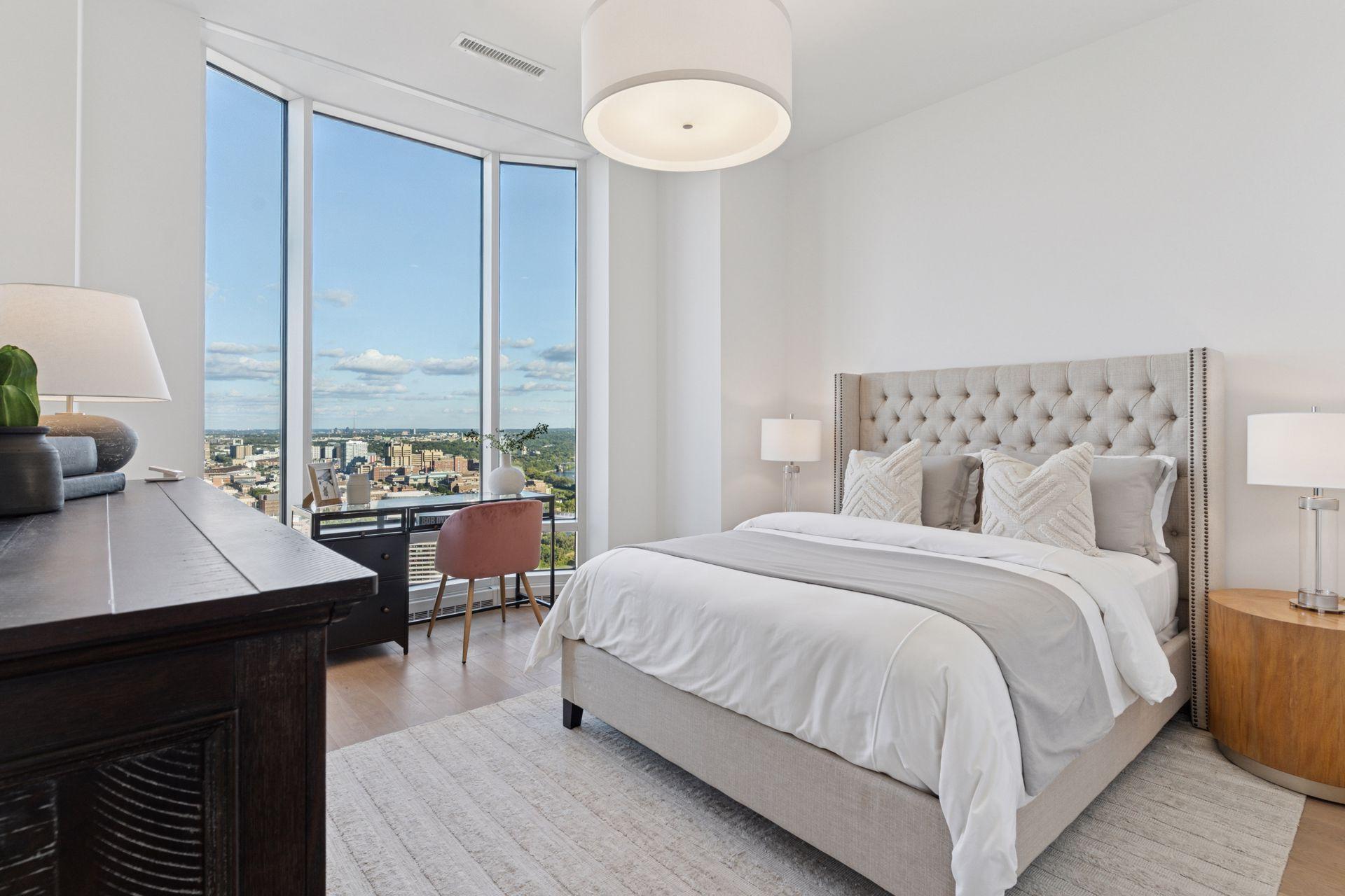 1111 W River Parkway Unit: 35C