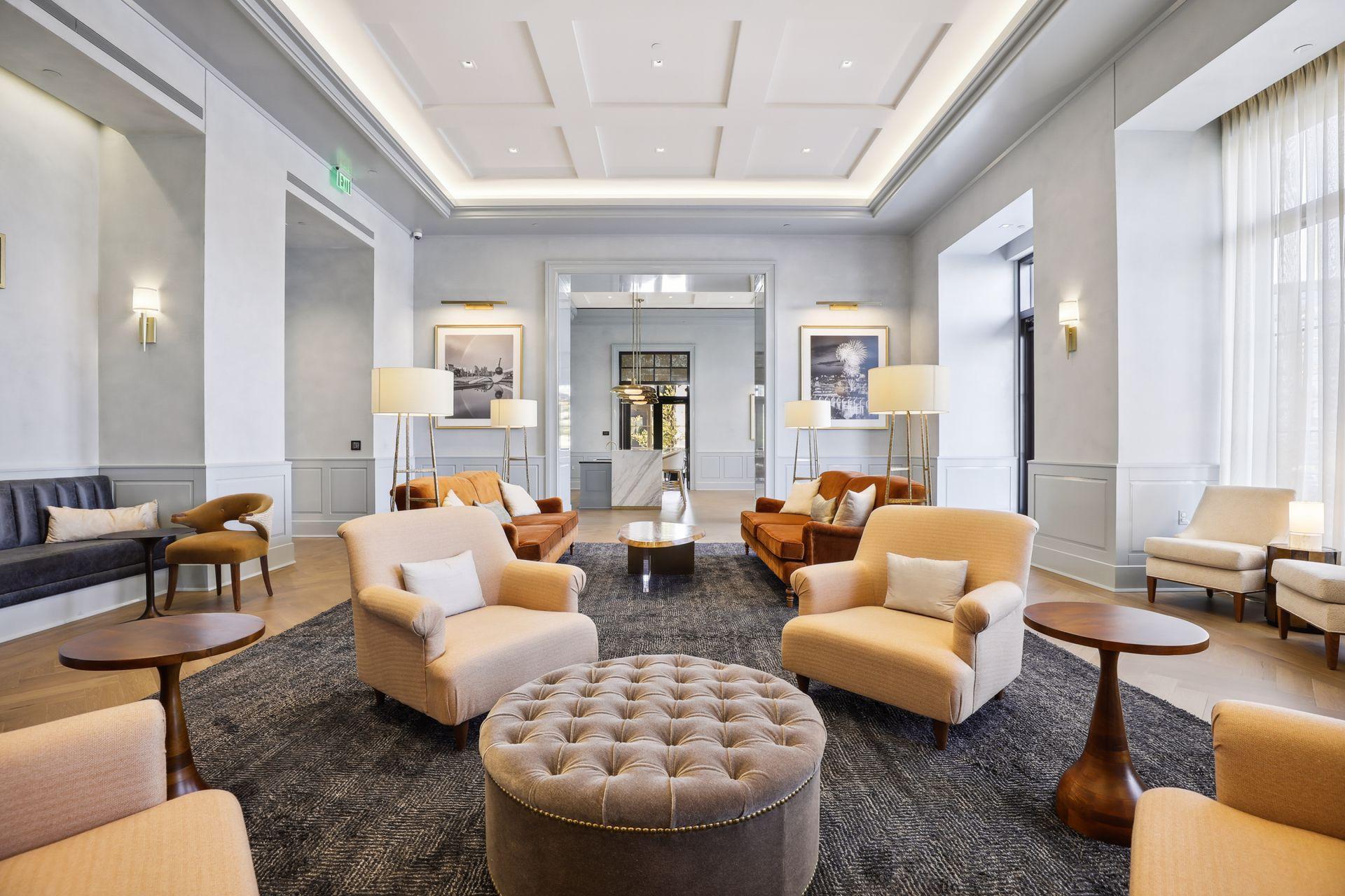 1111 W River Parkway Unit: 35C