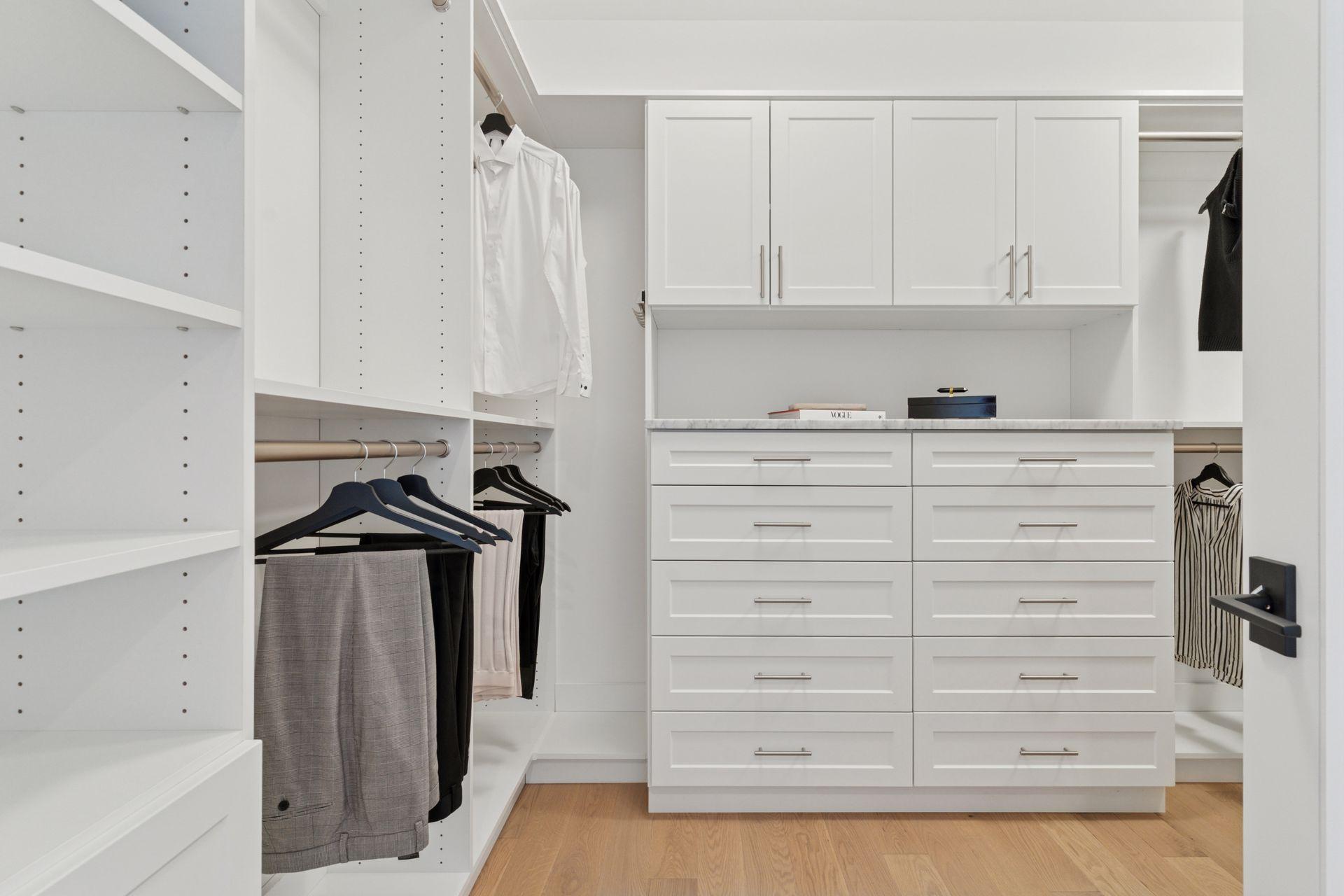 1111 W River Parkway Unit: 35C