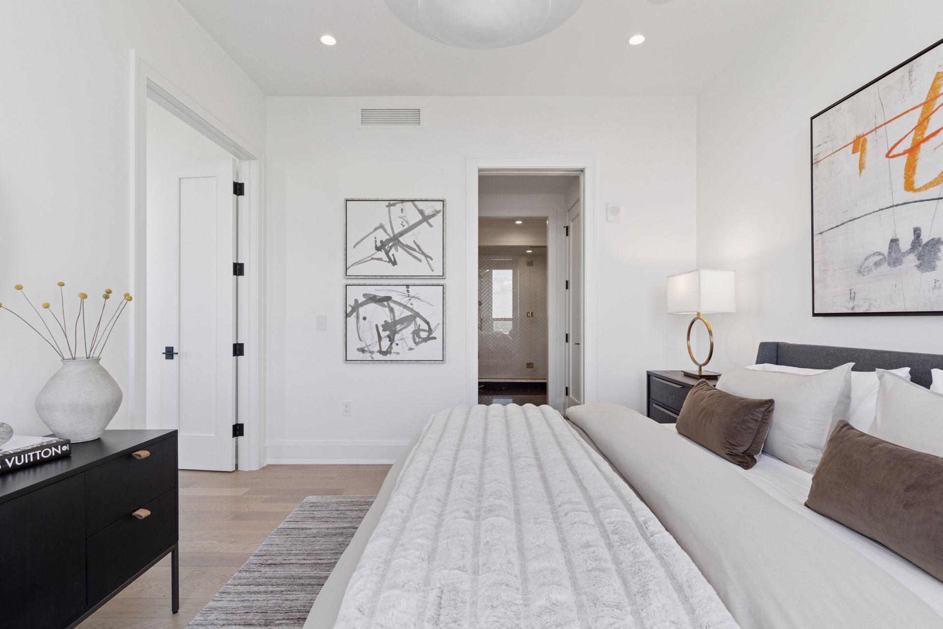 1111 W River Parkway Unit: 35C